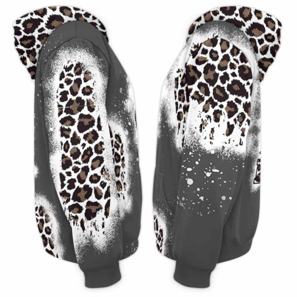 AOPH-U-Hobb-MomVoic-Socr-211012NA10 @ Soccer Mom Voice-Soccer Mom Leopard Not Yelling Just Mom Voice 3D Hoodie