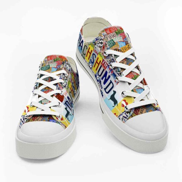 LTS-U-Dog-LP-Dach-220124NA10 @ Dachshund License Plat-Dachshund License Plate Low Top Shoes