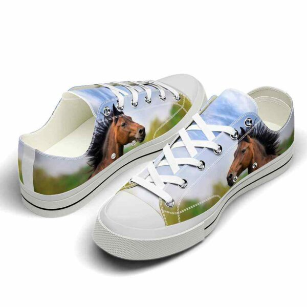 LTS-U-Ani-SF-Hrse-220124VY10 @ Horse Sky Fiel-Horse On The Field Low Top Shoes