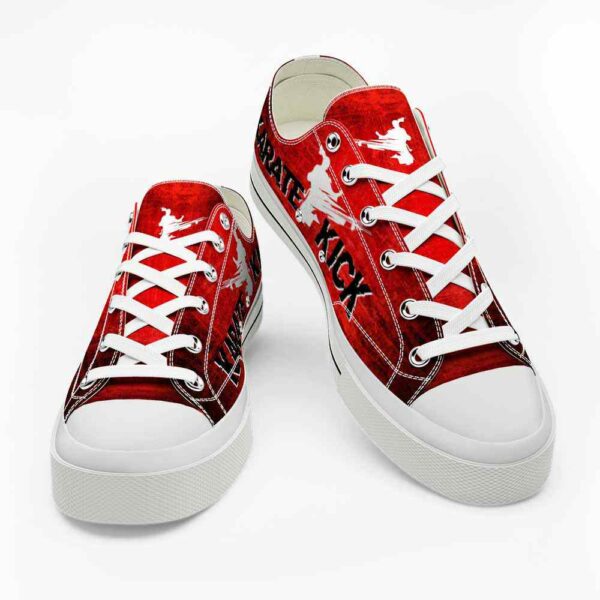 LTS-U-Hobb-GK-Krte-220124VY10 @ Karate Girl Kic-Karate Karate Girl Kick Low Top Shoes