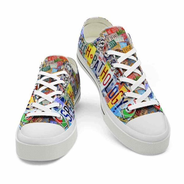 LTS-U-Nur-LP-SpThe-220124NA10 @ Speech Pathology License Plat-Speech Therapist Speech Pathology License Plate Low Top Shoes