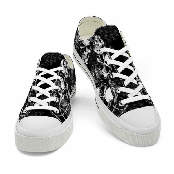 LTS-U-Hobb-DHH-Skl-220124NA10 @ Skull Dark Head Horro-Skull Dark Scary Heads Low Top Shoes