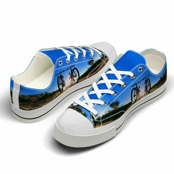 LTS-U-Hobb-CB-Mtbk-220124VY10 @ Mountain Bike Couple Bicycl-Mountain Bike On The Road Bikers Low Top Shoes