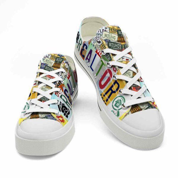 LTS-U-Job-LP-Relt-220509VY10 @ Realtor Lisence Palett-Realtor License Plate Low Top Shoes