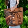 T3-U-Ani-RA-Hrse-221129VY10 @ Horse Realistic Animal-Horse Realistic Brown Tote Bag