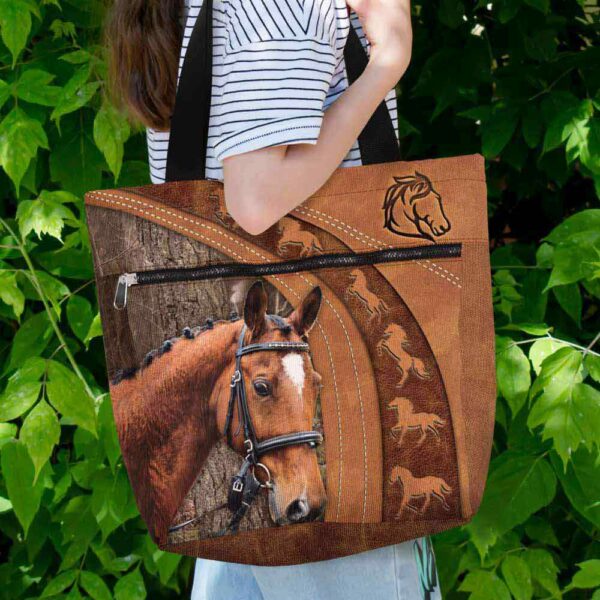 T3-U-Ani-RA-Hrse-221129VY10 @ Horse Realistic Animal-Horse Realistic Brown Tote Bag